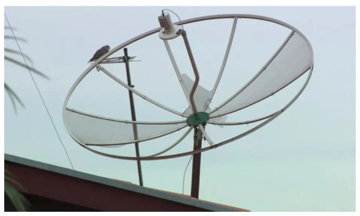 Moradores de 320 cidades paulistas já podem pedir a troca gratuita das antenas parabólicas tradicionais pelas digitais