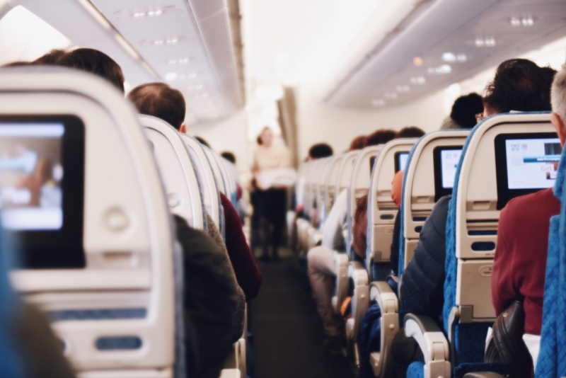 Medidas contínuas de ajuda dos governos são necessárias para que as companhias aéreas sobrevivam à próxima temporada